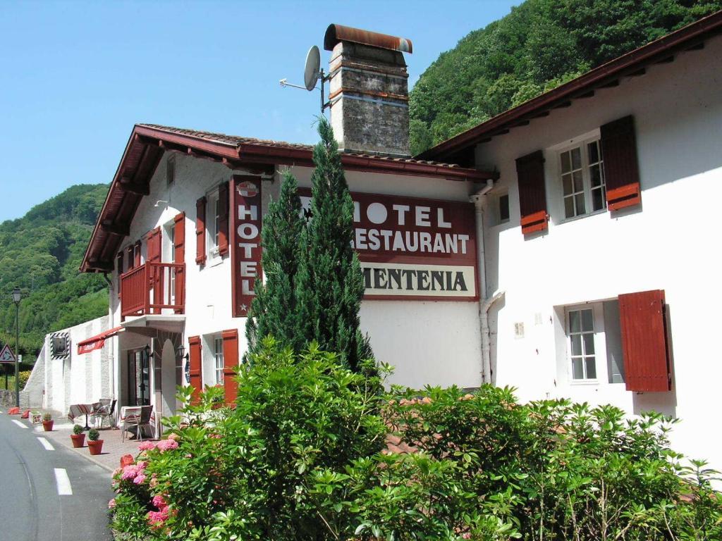 Hotel Le Clementenia Arnéguy 외부 사진